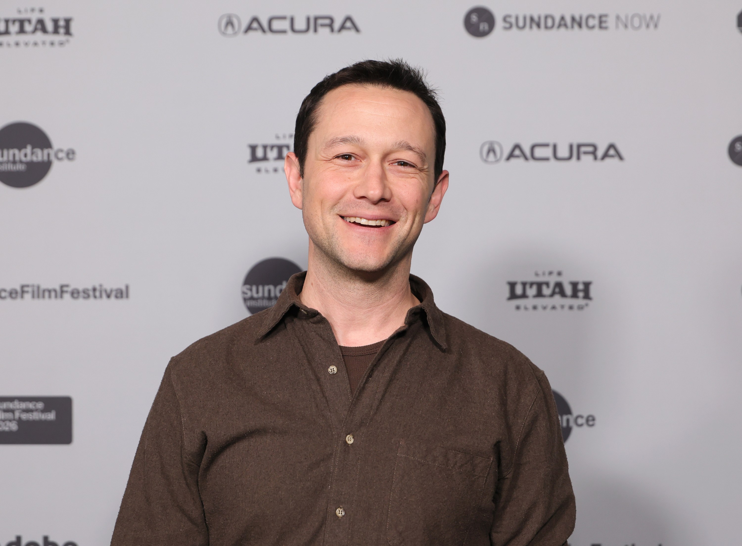 Joseph Gordon-Levitt says AI hijacks intimacy, be afraid of people who ...