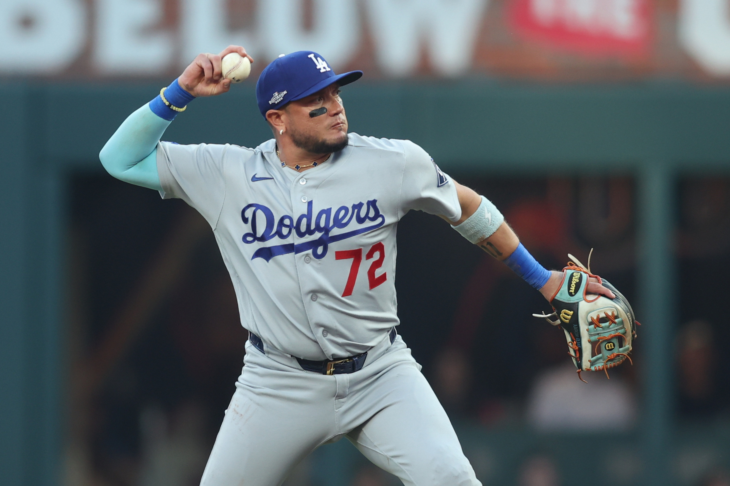 Miguel Rojas to be available for NLCS after cortisone injection