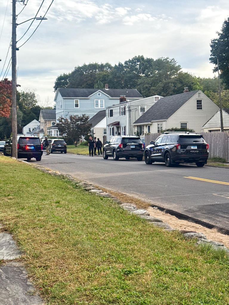 One person dead in East Hartford shooting