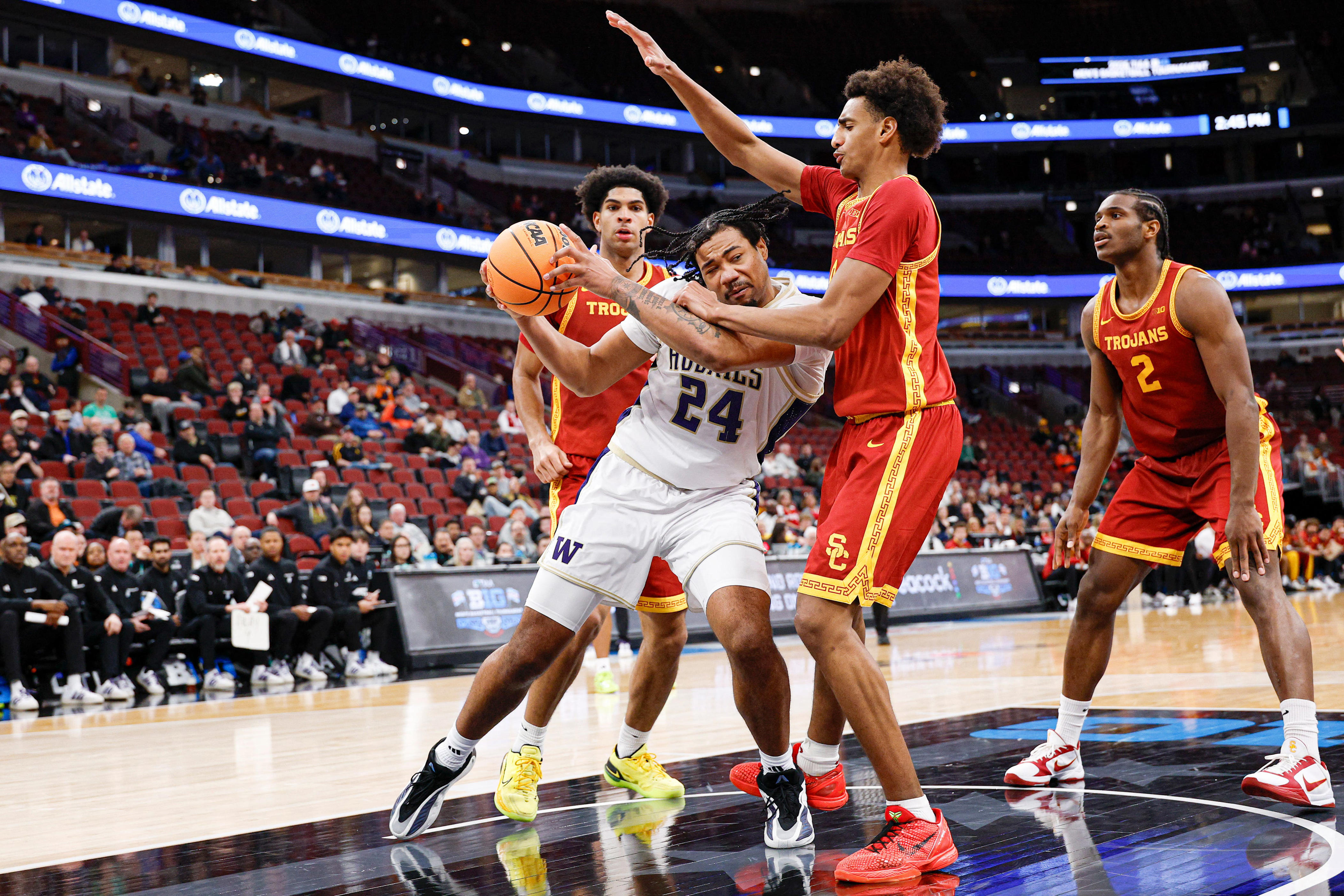 Danny Sprinkle expecting breakouts from pair of returning big men