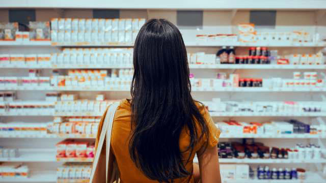 Customer's prescription refill surprise sparks flood of tips for paying ...