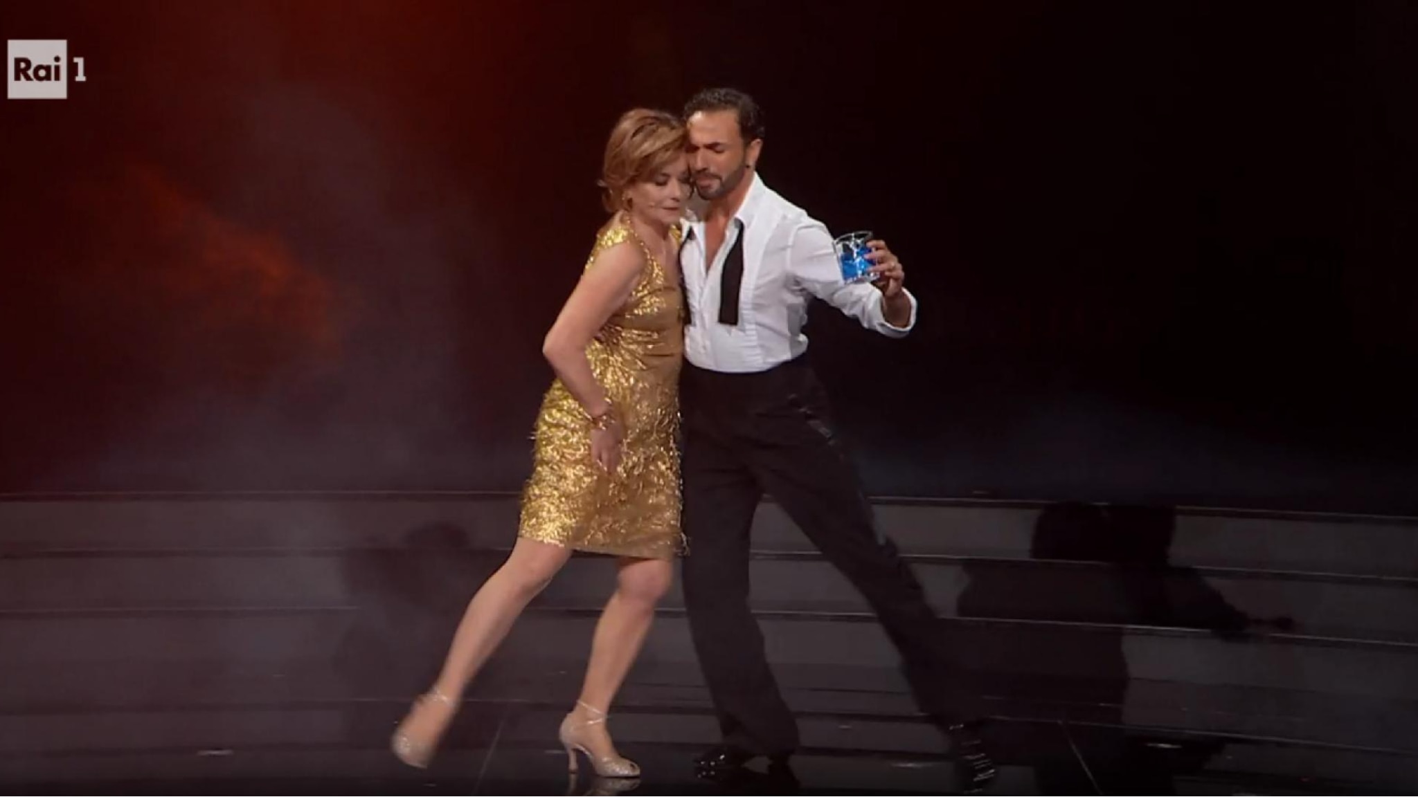 Ballando, Guerritore trionfa, Finardi in lacrime. Scintille tra D'Urso ...