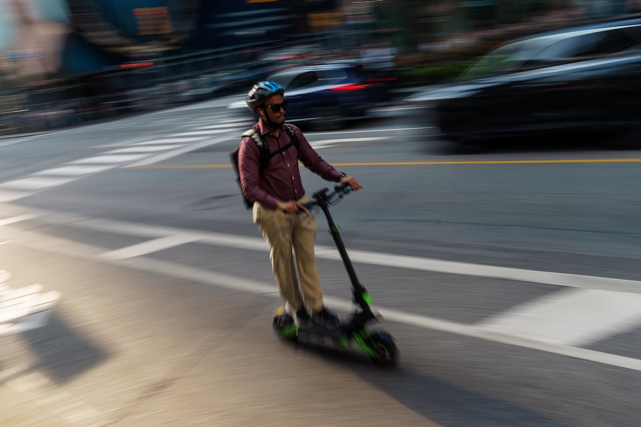 Age, speed limits for e-scooters and other personal electric vehicles ...