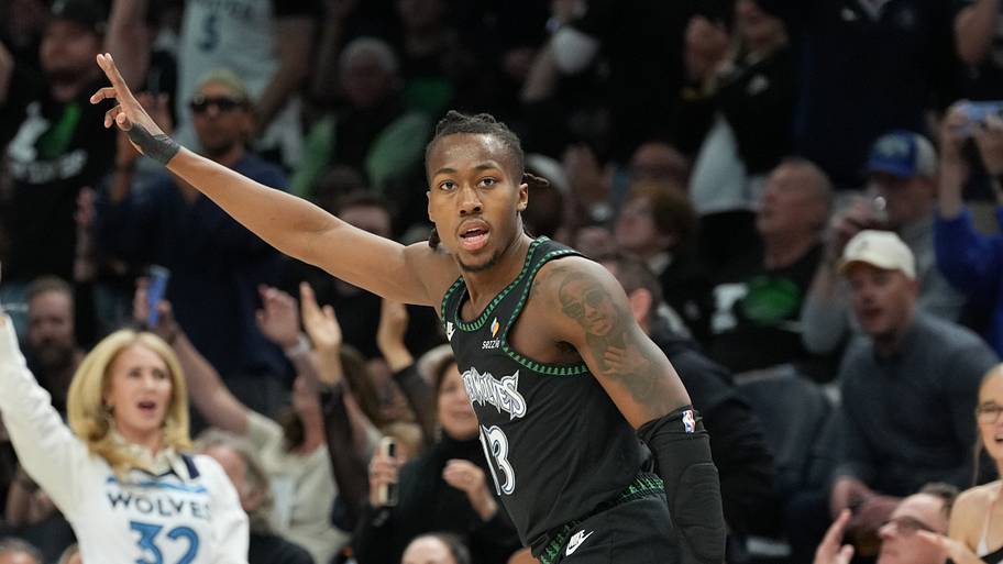 Ayo Dosunmu gives the Timberwolves some LaMelo Ball and Jonathan ...