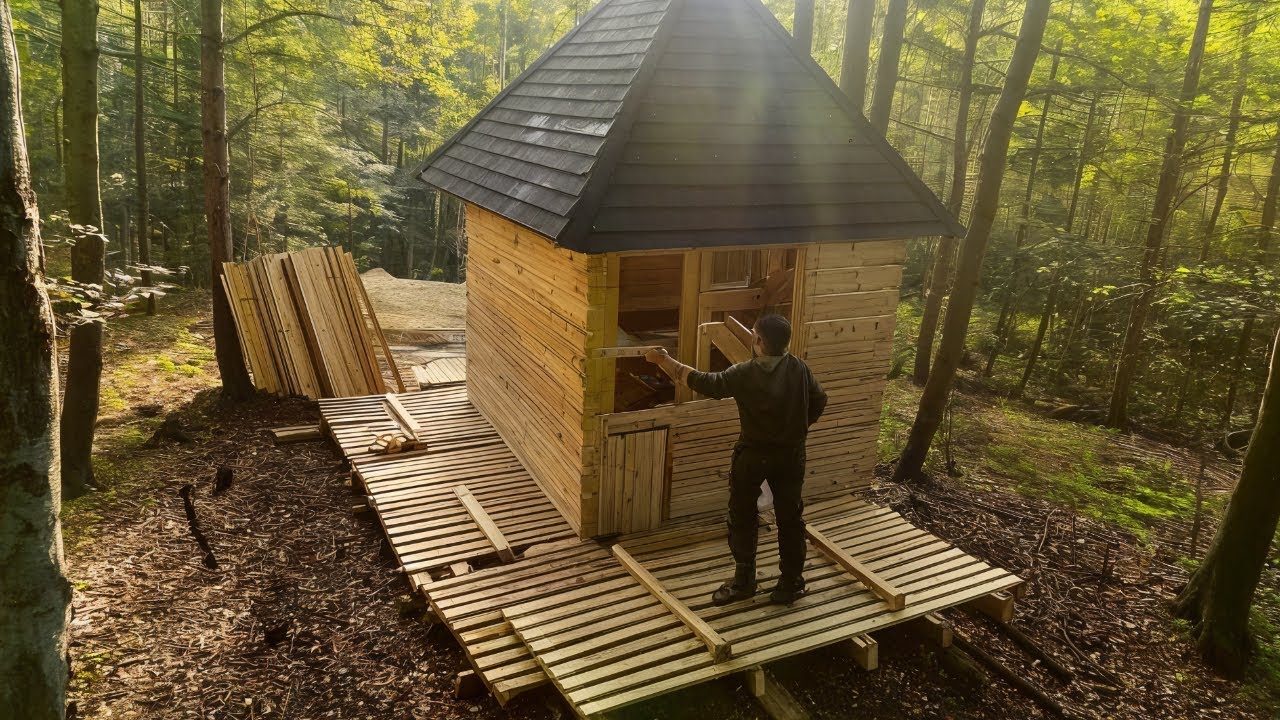 Solo off grid pallet cabin & doghouse build | Cozy forest retreat with ...