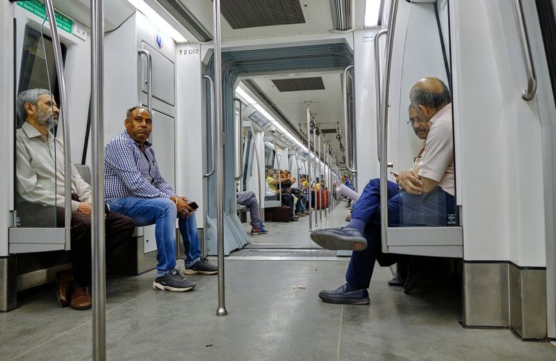 Lessons from Metro for the walking dead