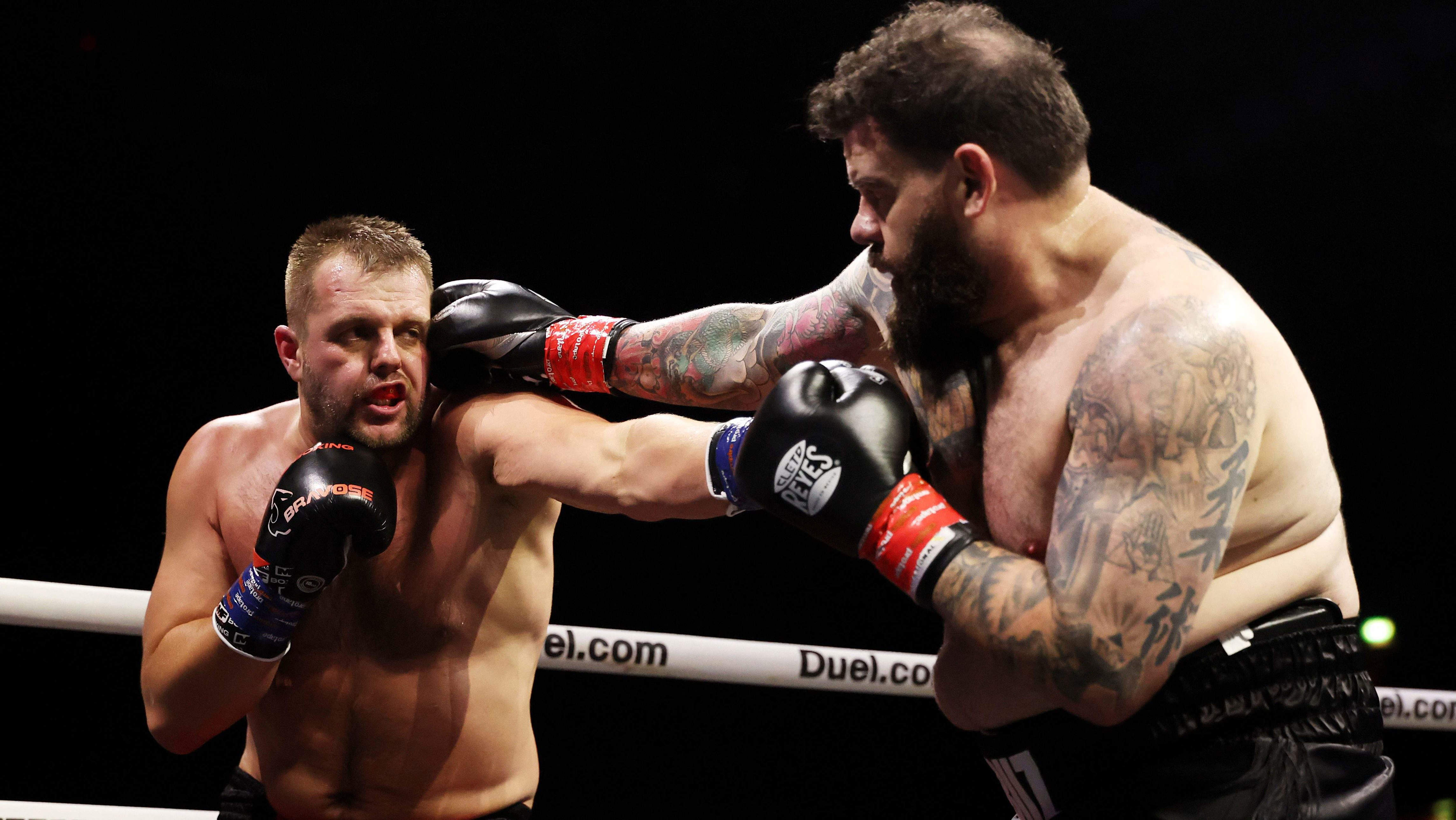 Video: Alex Pereira’s UFC coach Plinio Cruz wins boxing debut