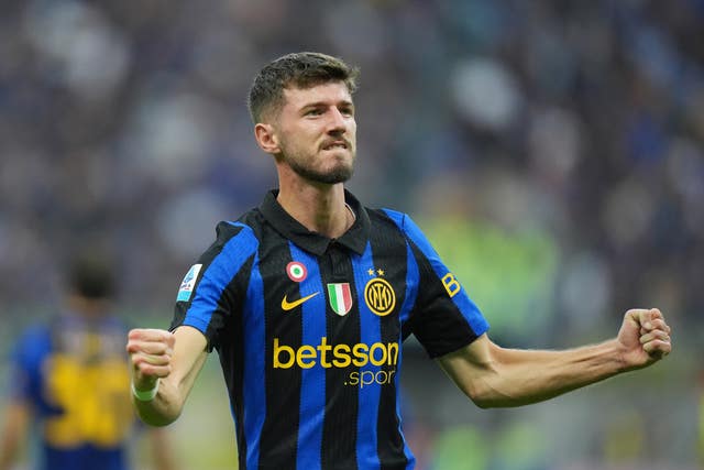 Inter Milan ease past Parma to go top of Serie A