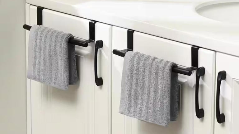 Scrap bulky shelves: Store towels with these Home Depot finds under $20