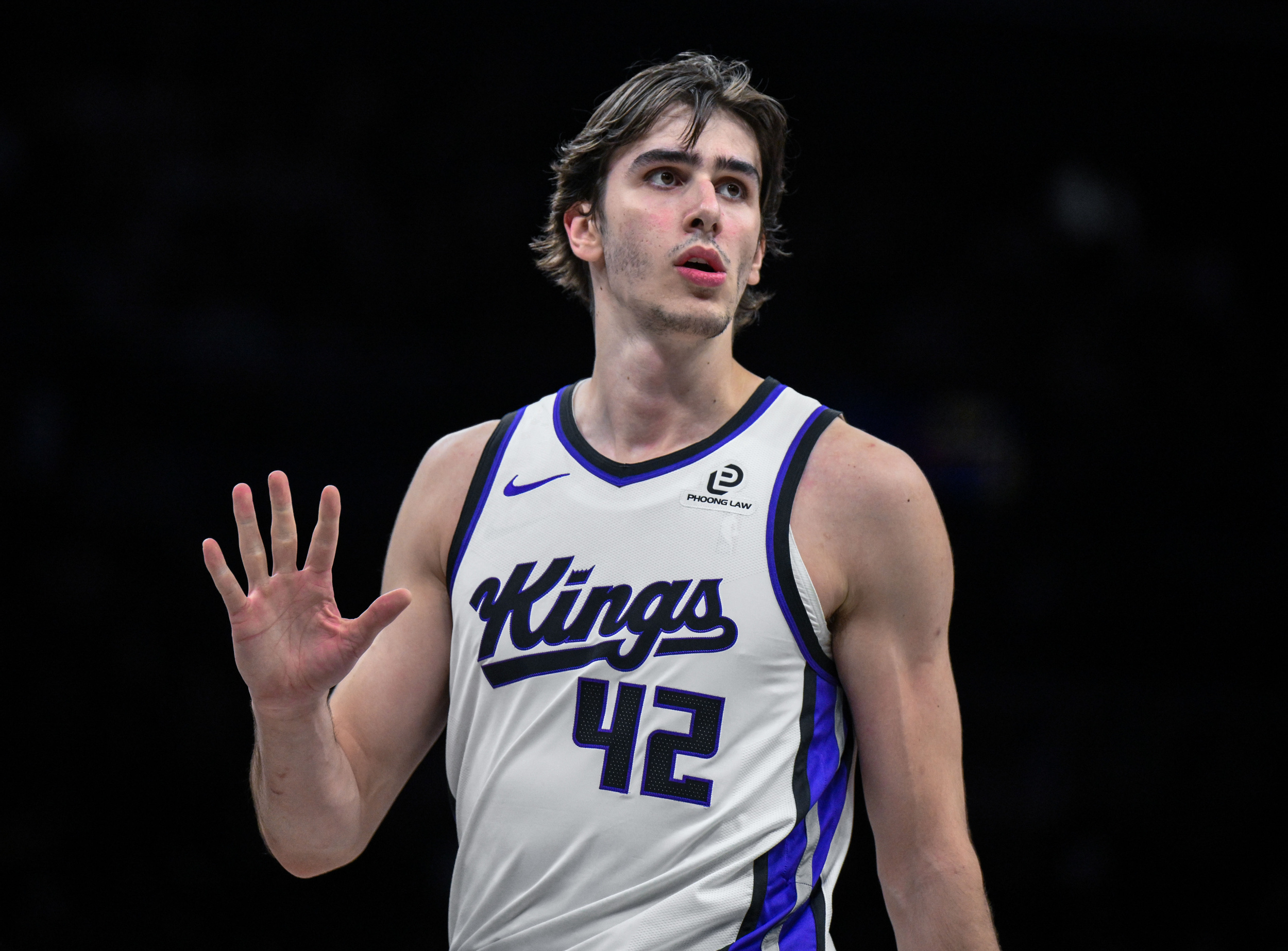 Kings’ Maxime Raynaud leaves court in wheelchair after knee injury