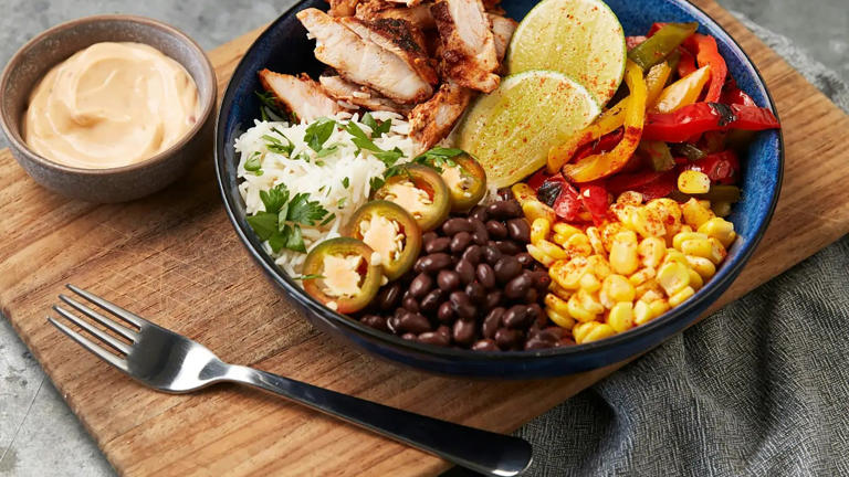 Worried about rising prices? 8 fast-casual meals that give you the most ...