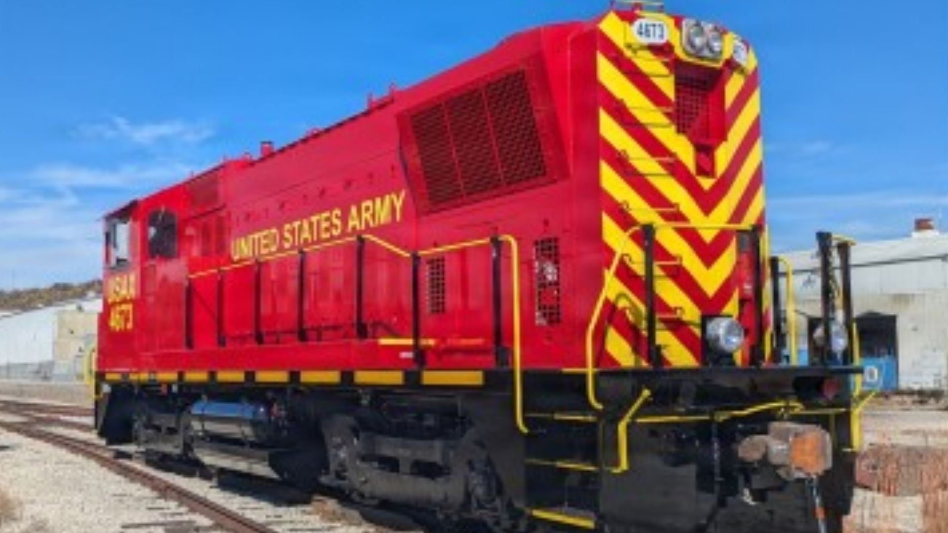US Army modernizes aging rail fleet with new locomotives and track ...