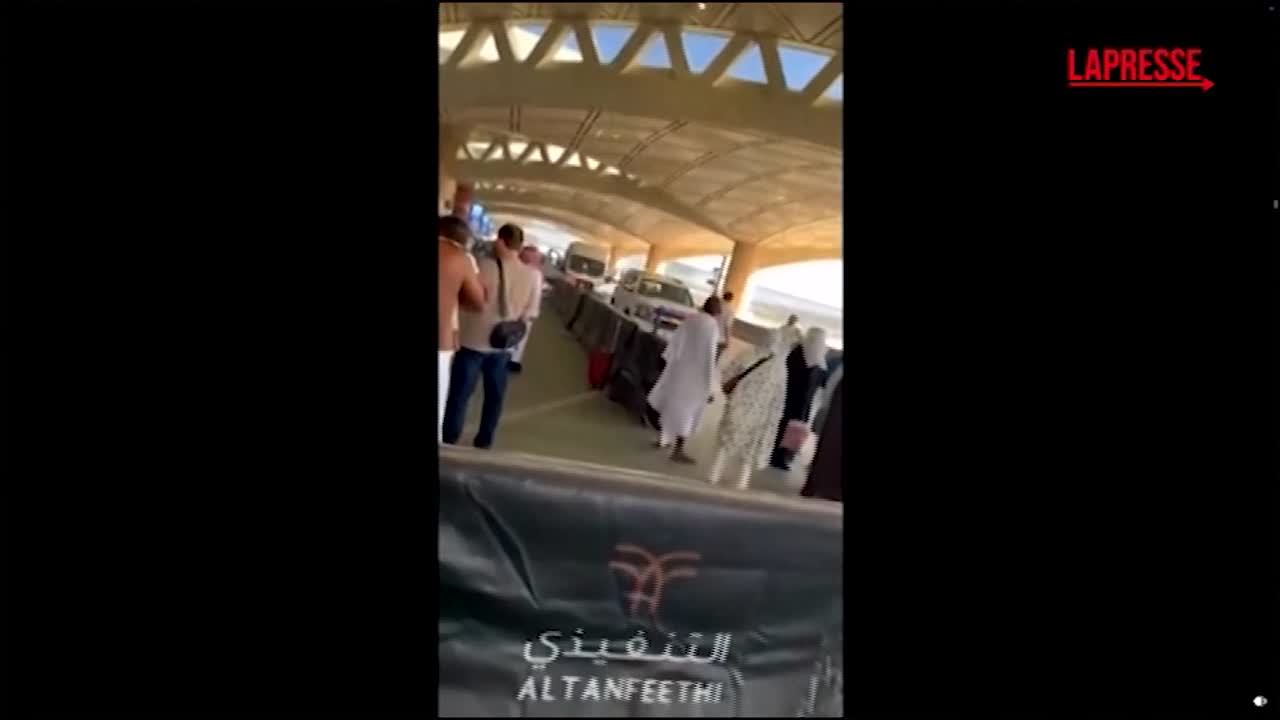 Arabia Saudita, l'attacco all'aeroporto di Riad: le immagini degli ...