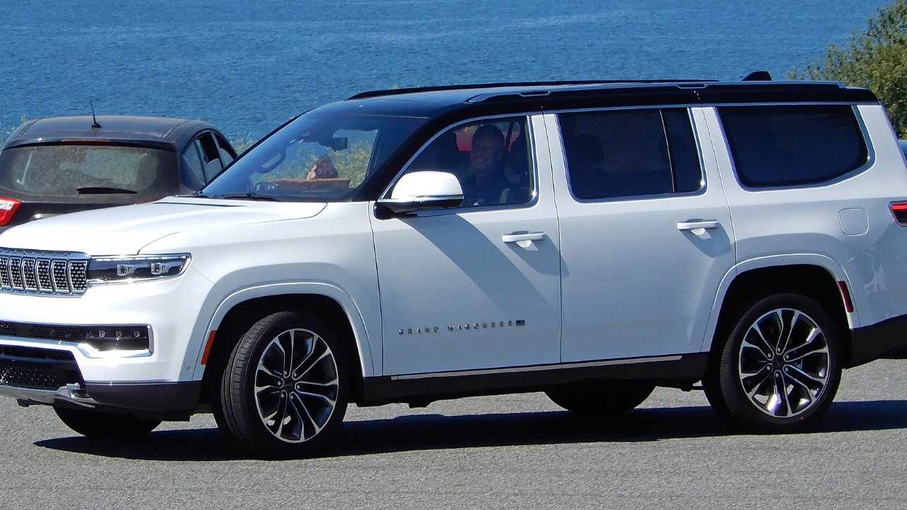 Jeep recalls 97,349 Wagoneers and Grand Wagoneers because roof rack ...