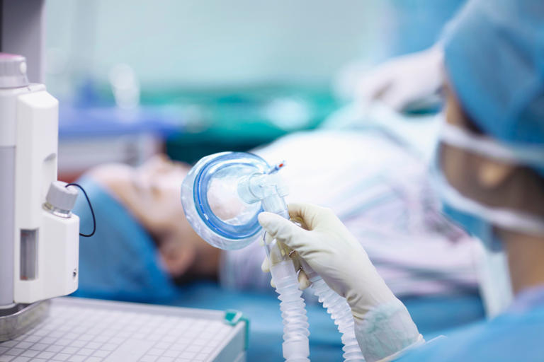 Do redheads need more anesthesia? The answer is complicated.