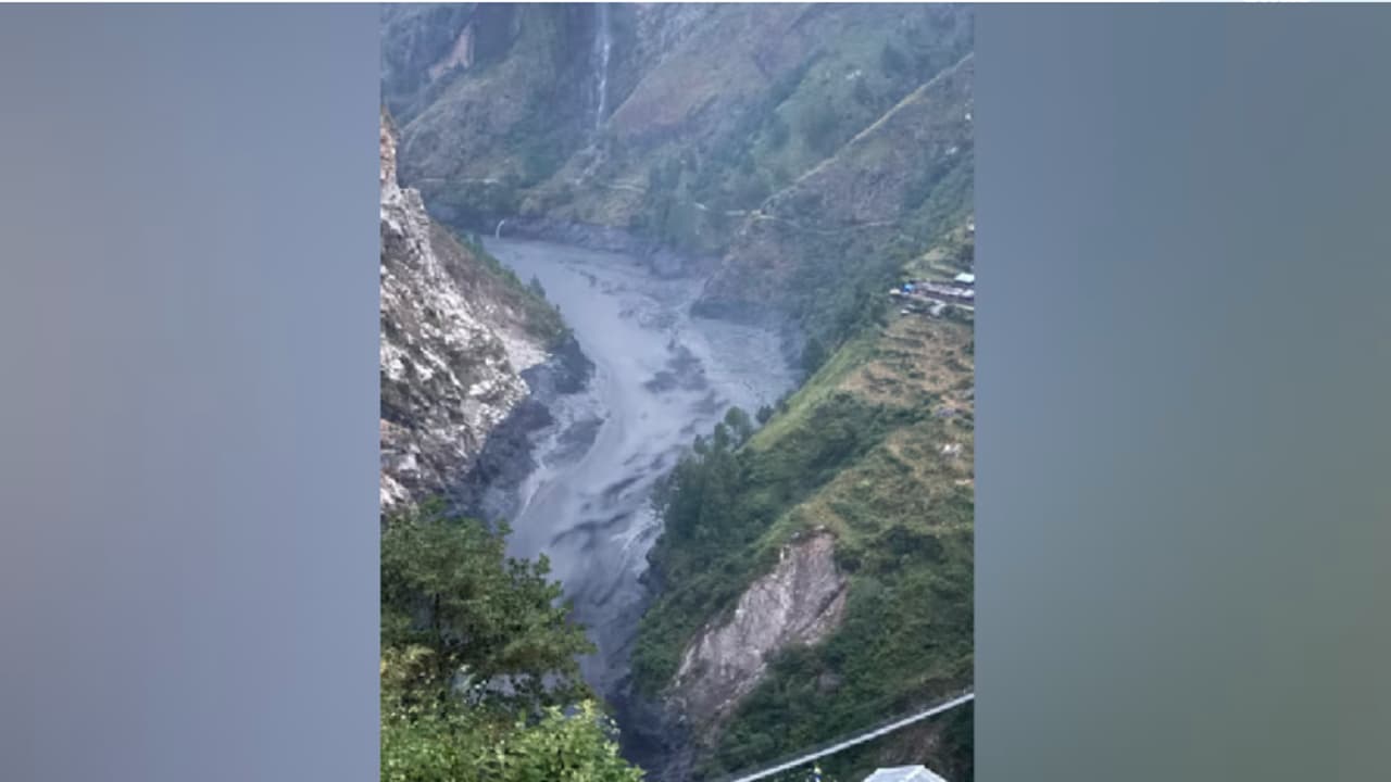 Nepal flash flood: Budhi Gandaki River sweeps away homes, bridges and ...