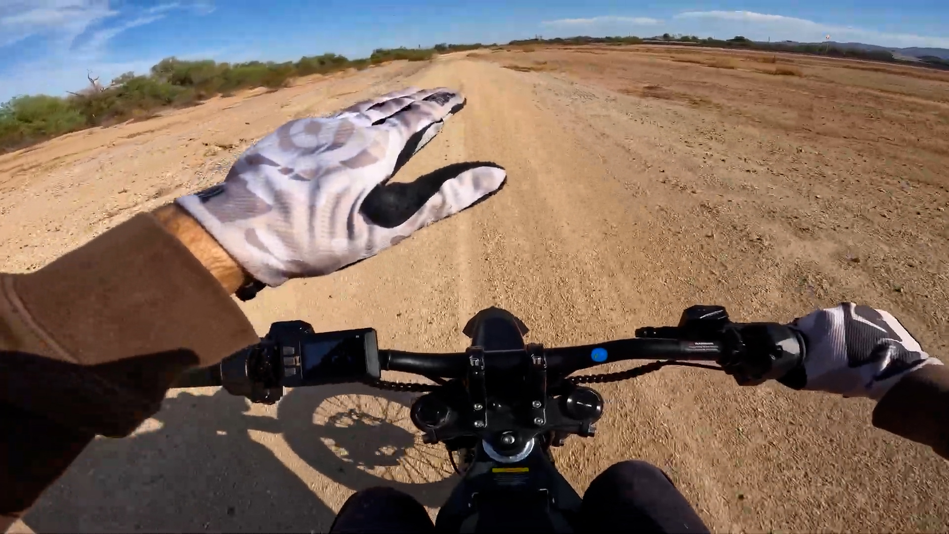 I rode the Flydone MT2 electric dirt bike and it's nuts
