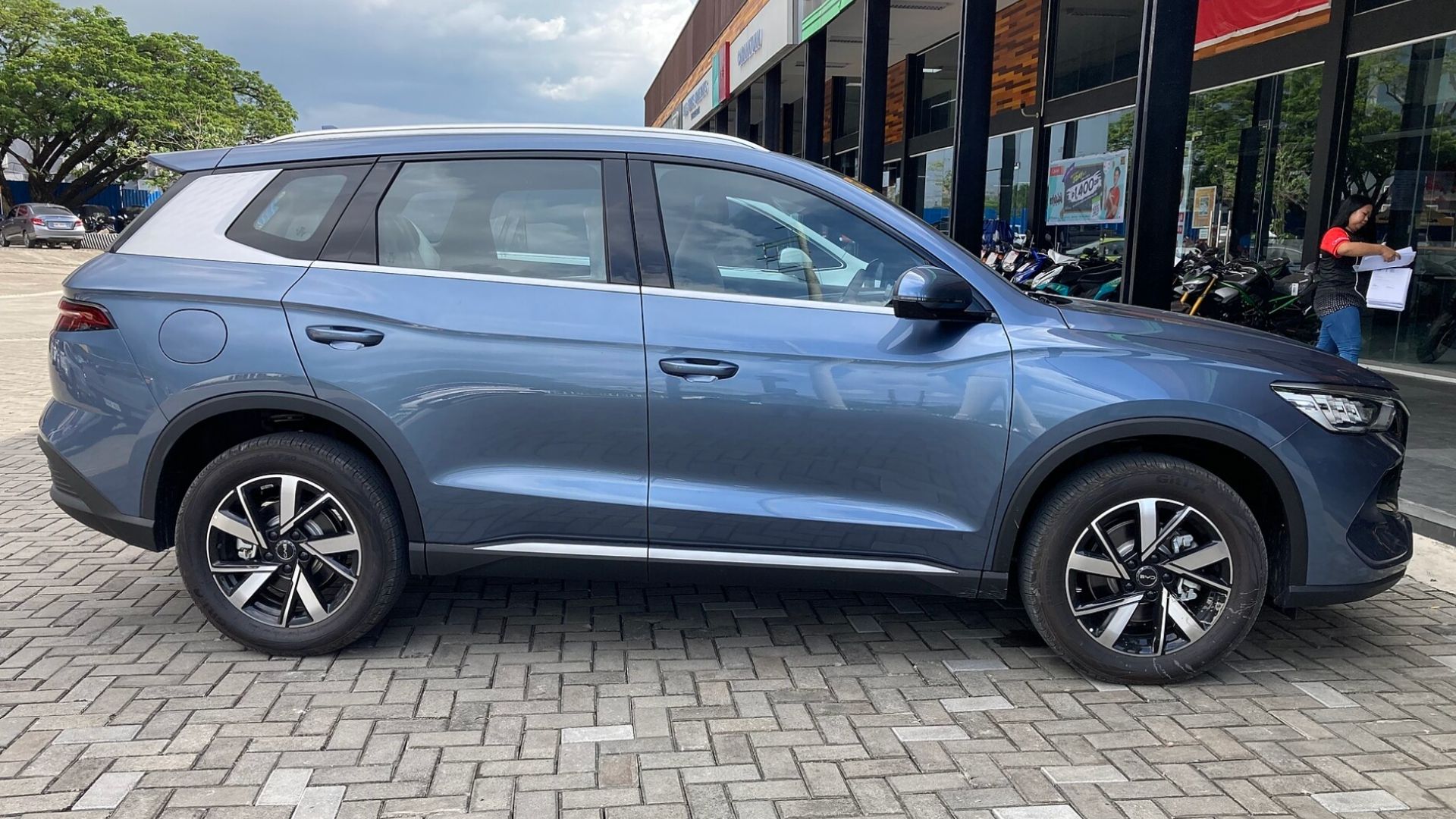 Inside BYD’s new luxury car powered by solid-state EV batteries