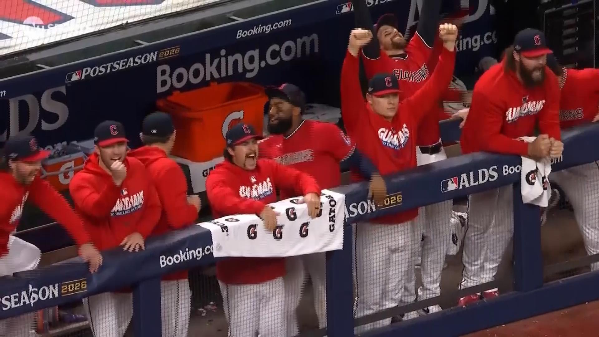 Williams, Ramírez lead Guardians over White Sox 2-0 to cap comeback in ...