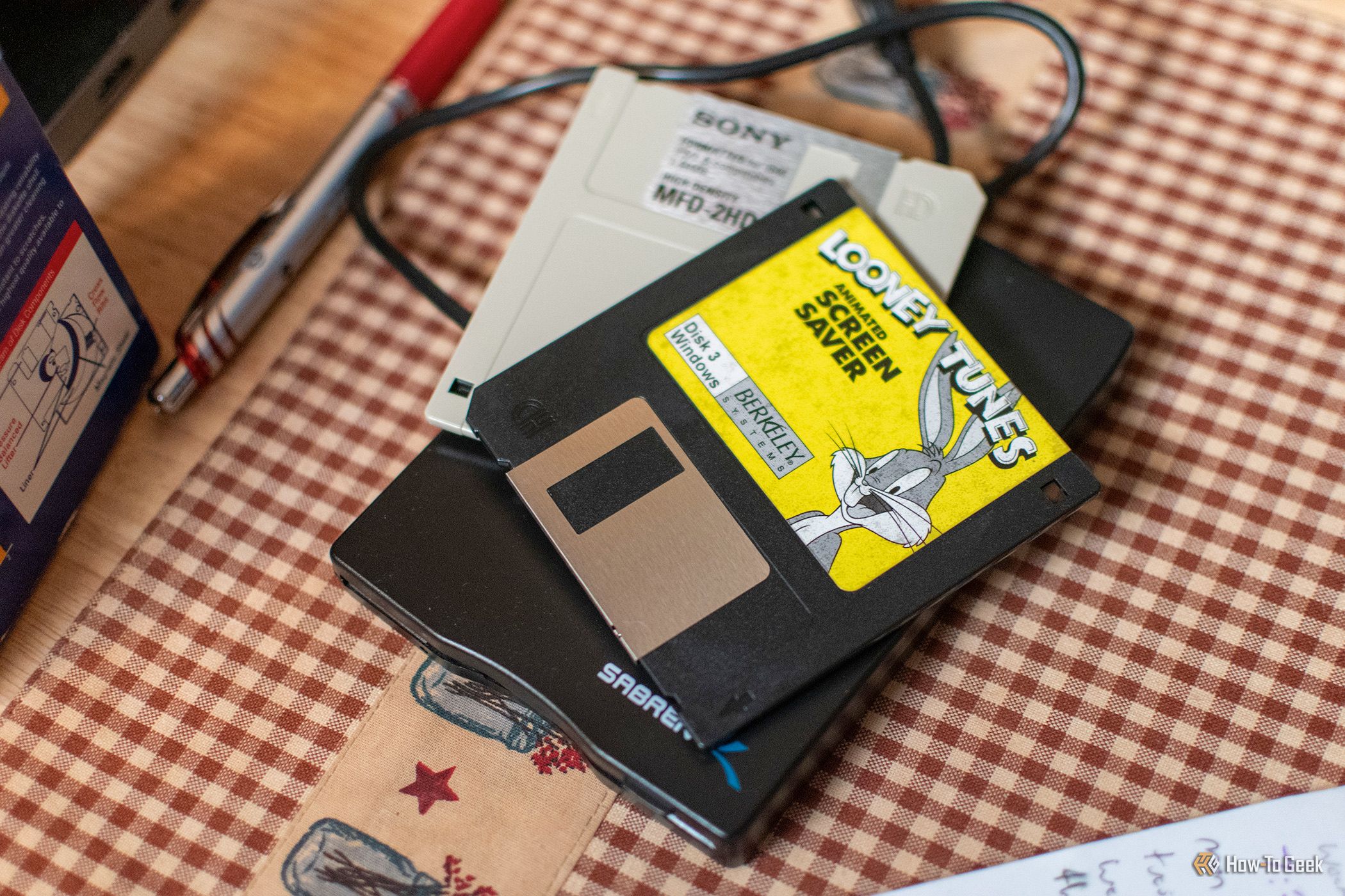 I tried using a floppy drive for the first time in 25 years. Here's the ...
