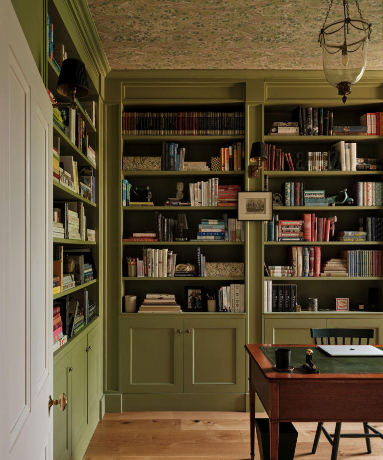 The designer shelving trend giving white built-ins a colorful makeover
