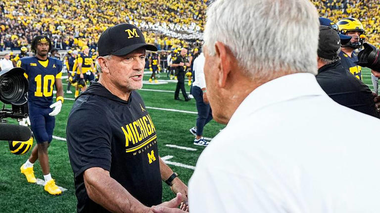 Michigan squandering games against Iowa, Minnesota stings even more ...