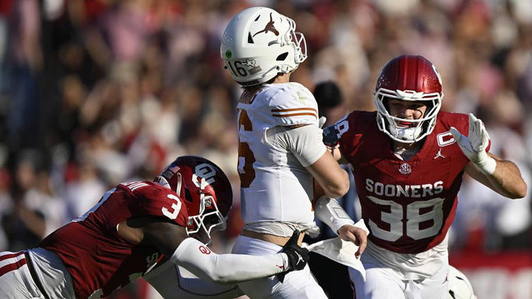 College football rankings: AP Top 25 teams moving up, down in week 7