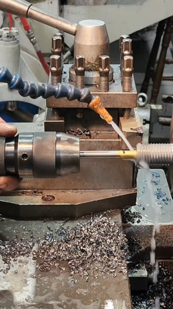 Parabolic drill makes a drawbar bolt