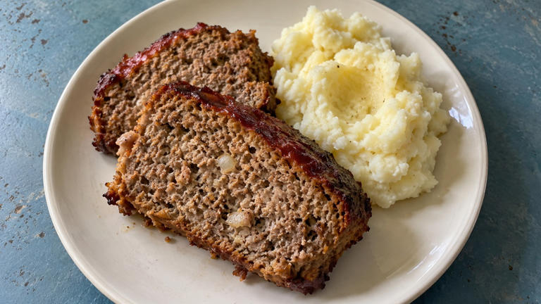 What did middle-class American families eat in the 1940s?