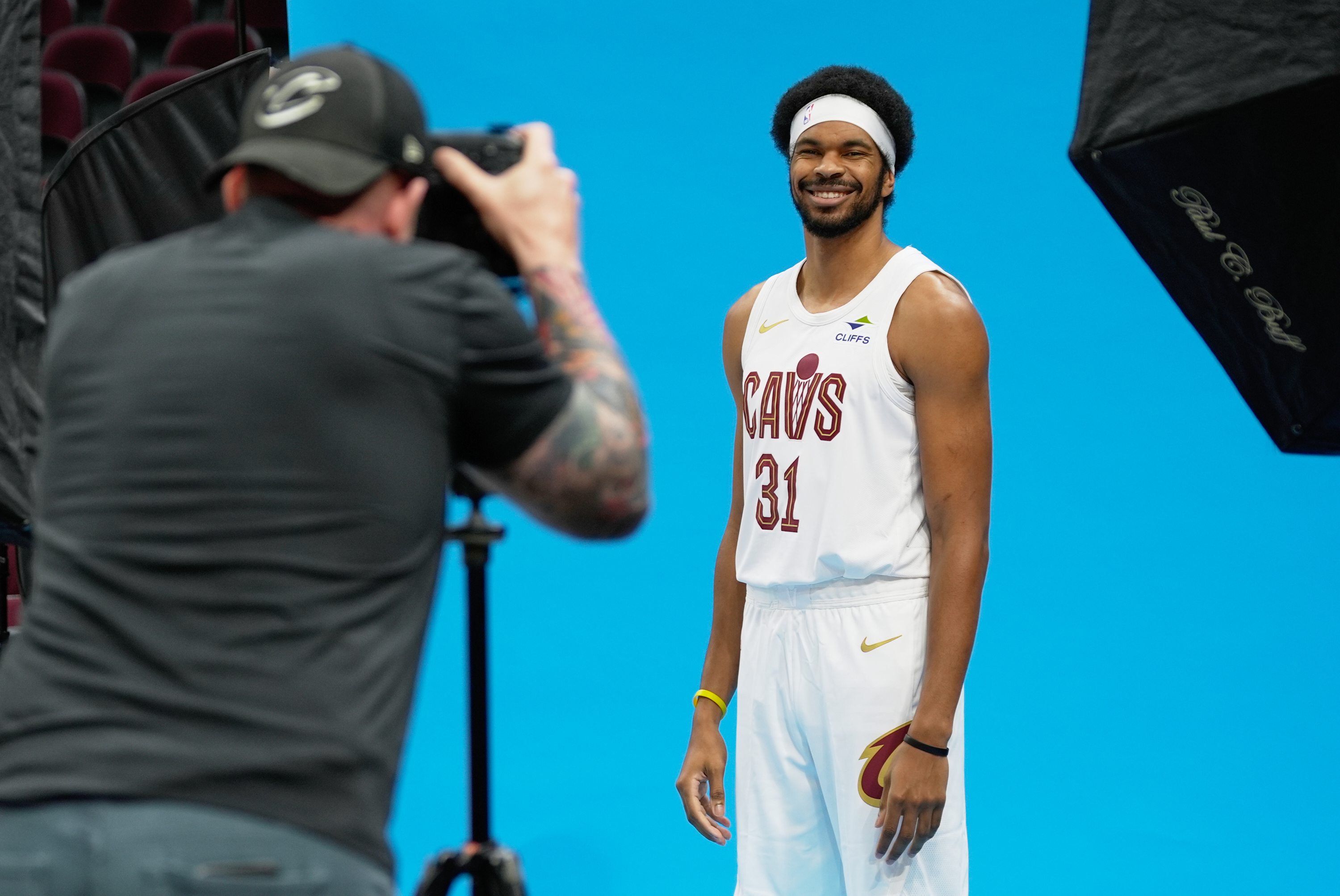A tighter group: Mitchell and Harden lean into rare offseason bonding ...