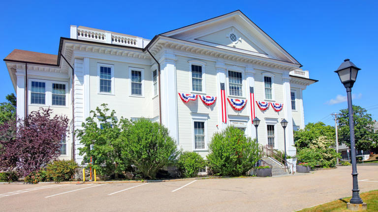 This quaint Massachusetts town with Salem ties radiates downtown charm ...