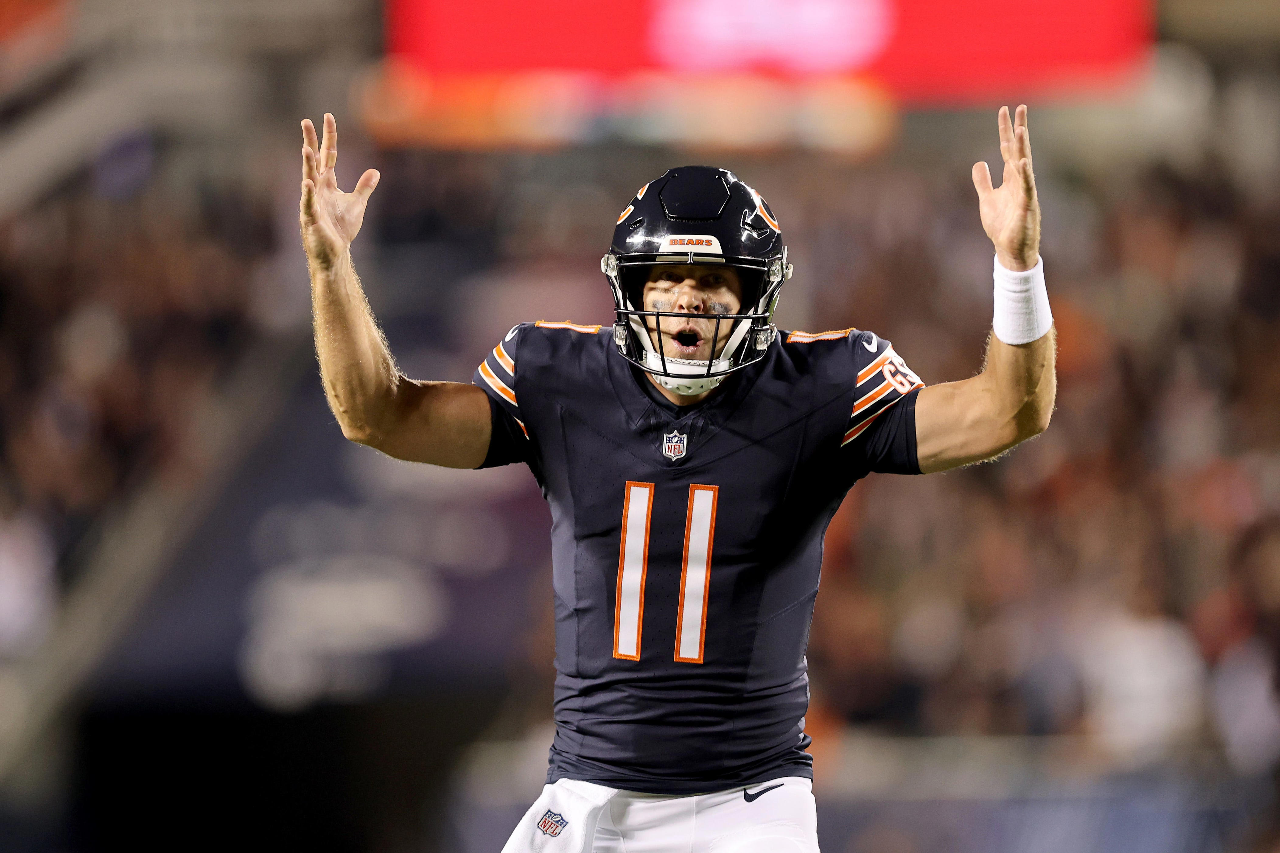 Case Keenum puts on masterful performance with Caleb Williams on ...