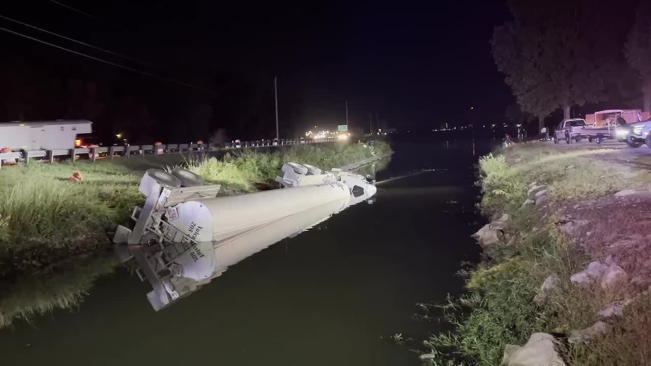 Fuel tanker crashes into water near Hudson Memorial Bridge in Decatur