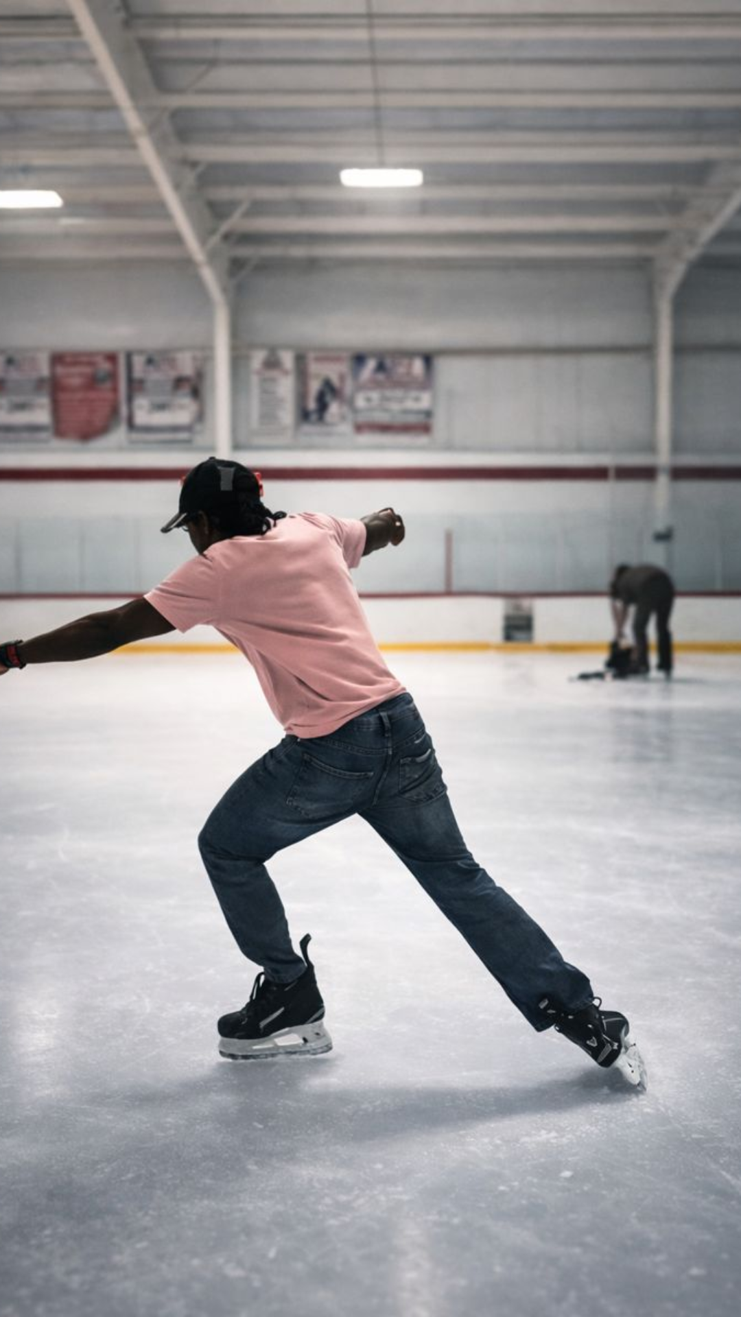 Common ice skating mistakes beginners should avoid