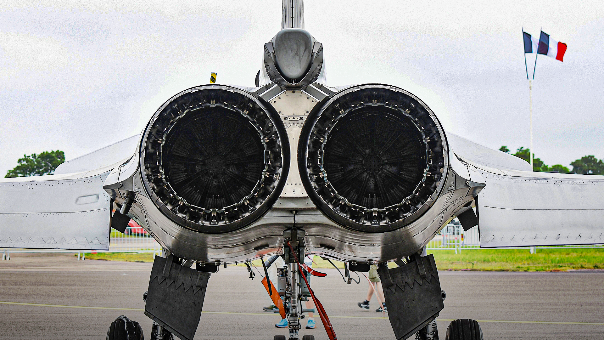 France is betting €3.4 billion that a re-engined Rafale can outlast ...