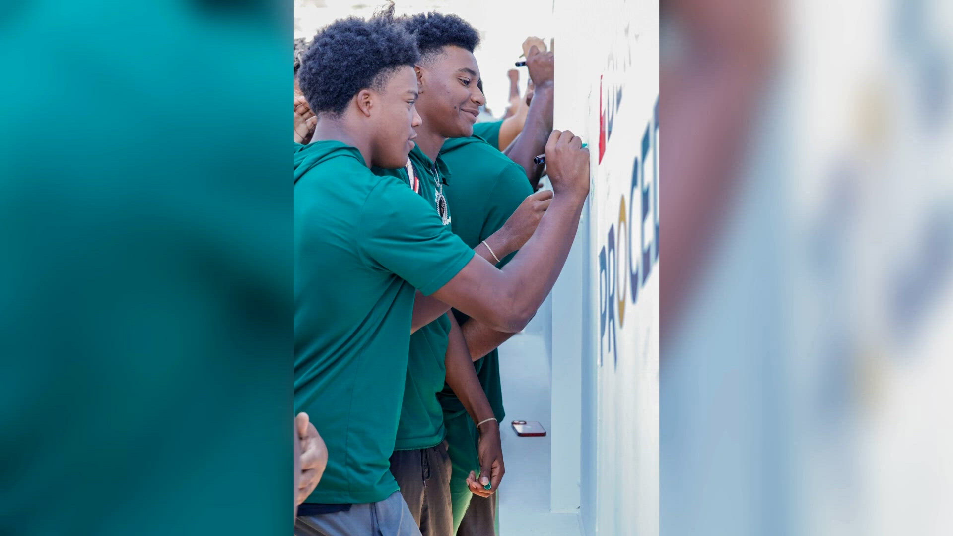 Longview seniors leave lasting mark on new indoor facility