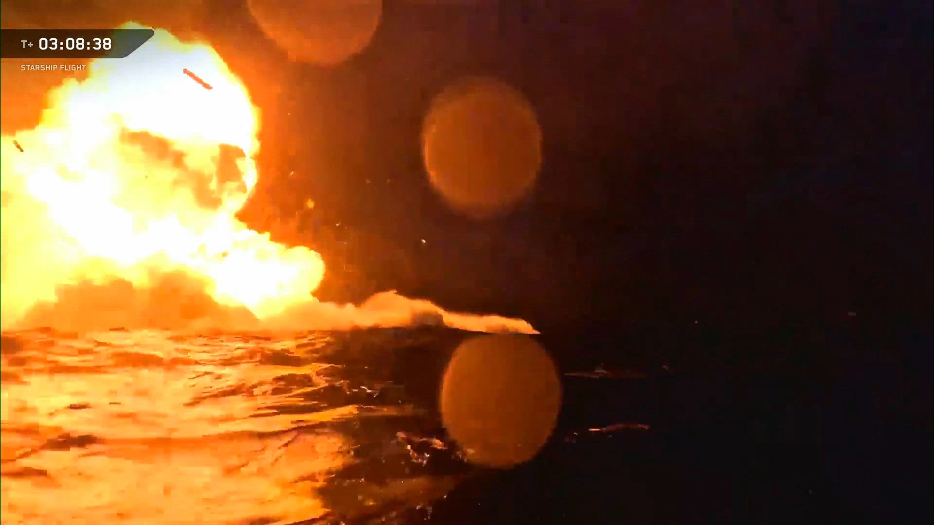 SpaceX Starship makes fiery water landing north of Hawaii after test flight