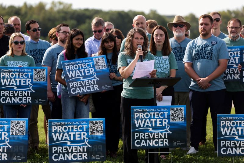 In Iowa, soaring cancer rates emerge as a key midterms issue