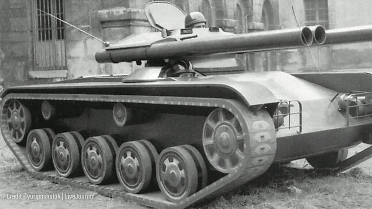 The ELC EVEN was built to hunt Soviet heavy tanks - its small size ...