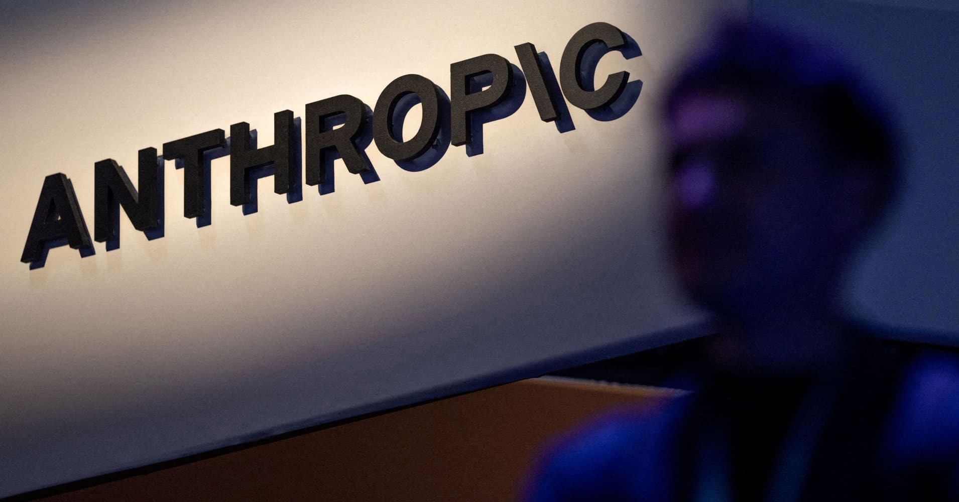 Anthropic warns AI models could soon copy themselves across home devices