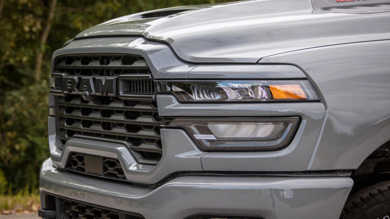 High diesel prices create a buyer's market for heavy-duty trucks
