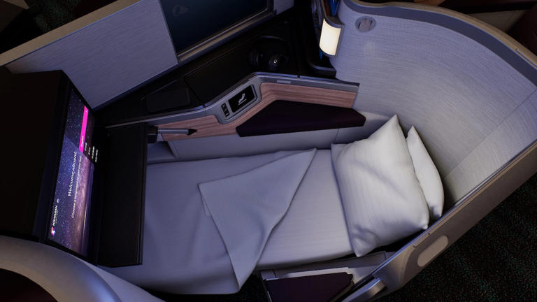 Hawaiian Airlines unveils new A330 business class suites, premium economy