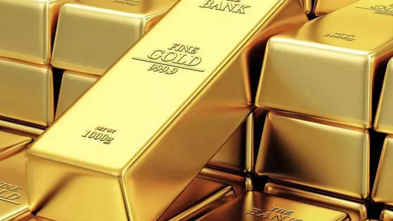 Gold rates today crash in India: Why did MCX gold fall below ₹1,50,000 ...