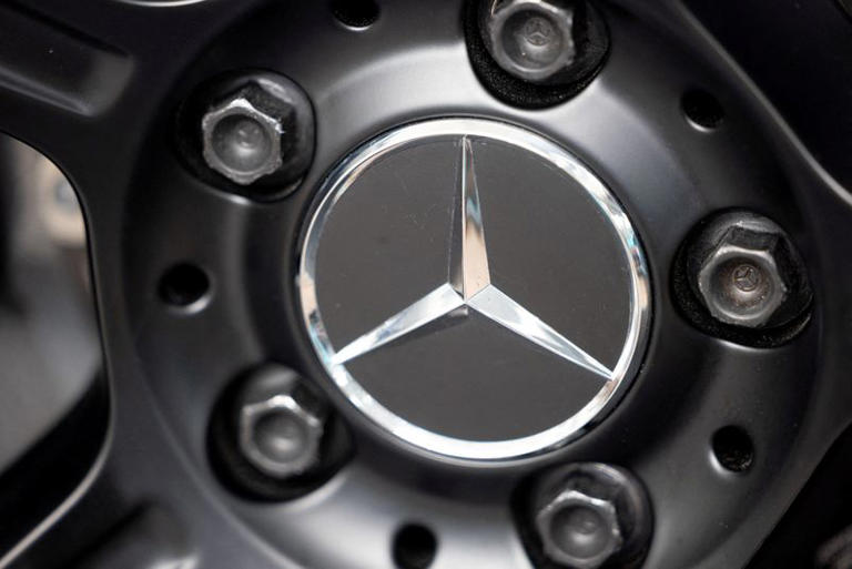Senate Republican says Chinese vehicle bill will not ban Mercedes-Benz ...