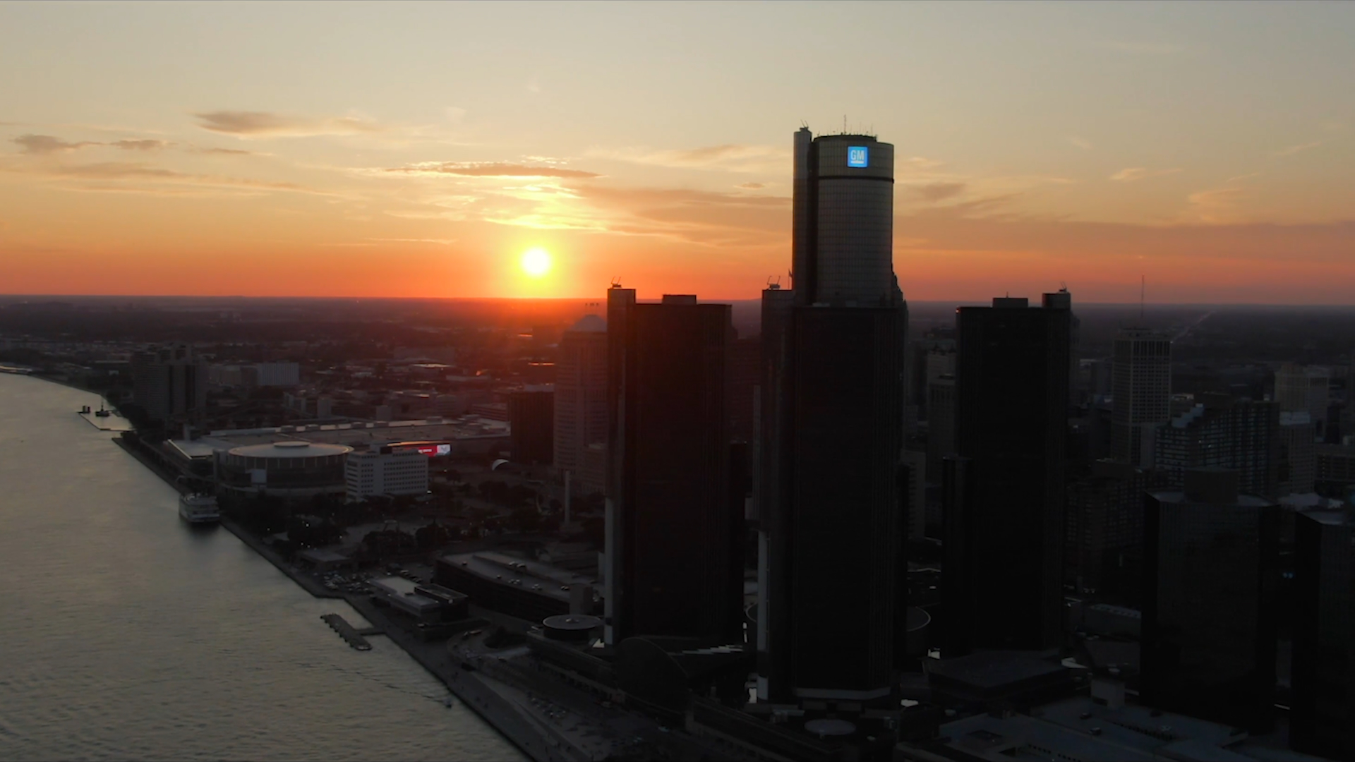 The spirit of Detroit: Fly over views of Michigan's motor city