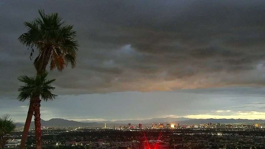 Las Vegas wakes up to rain and stormy weather
