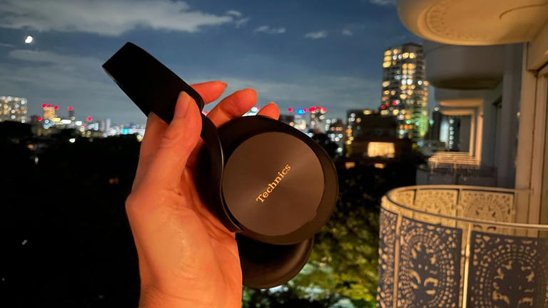'Super svelte, super comfy and gloriously expansive': Technics' new ...