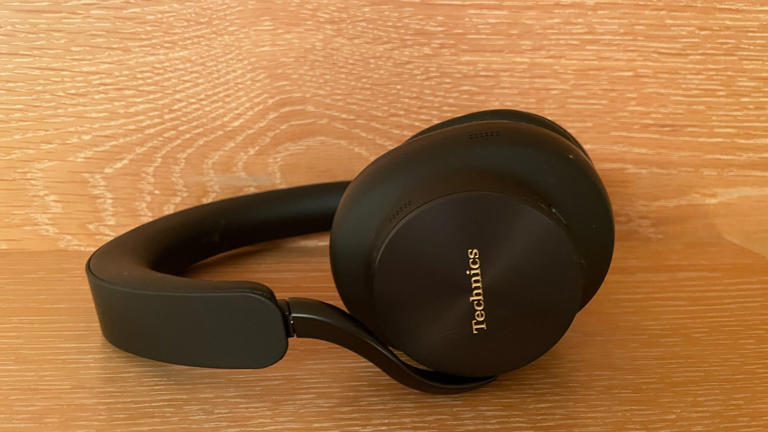 'Super svelte, super comfy and gloriously expansive': Technics' new ...