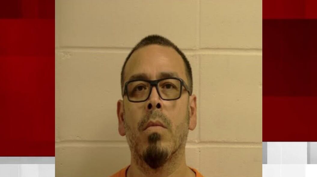 Minnesota corrections officer accused of sexually assaulting two female ...