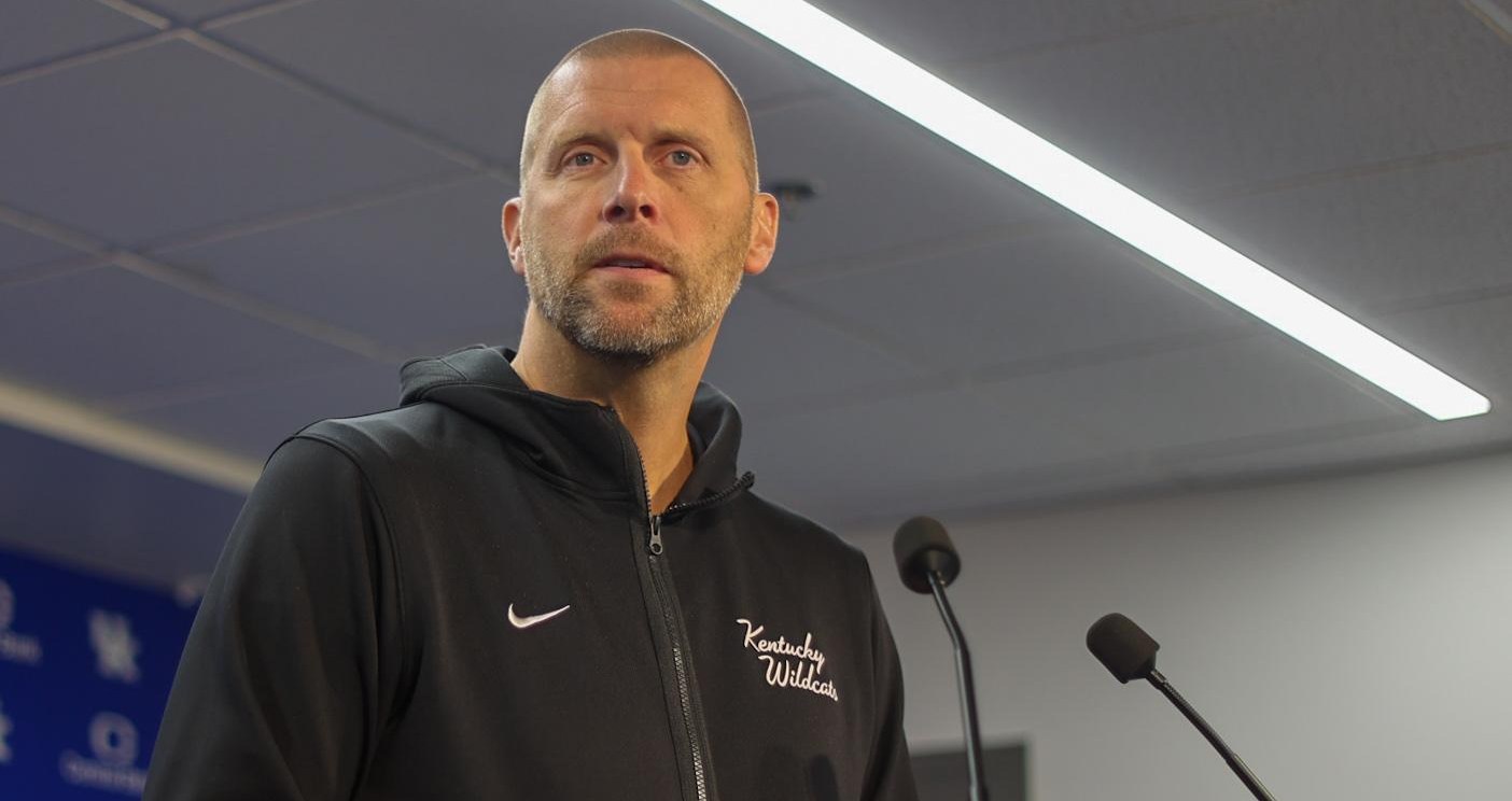 Mark Pope talks about his beard, Larry Bird, and Kentucky basketball